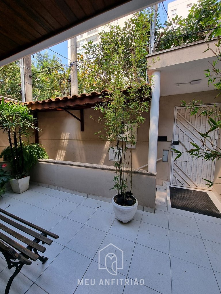 23. Casa Jardim Studios (Individual / Doble)