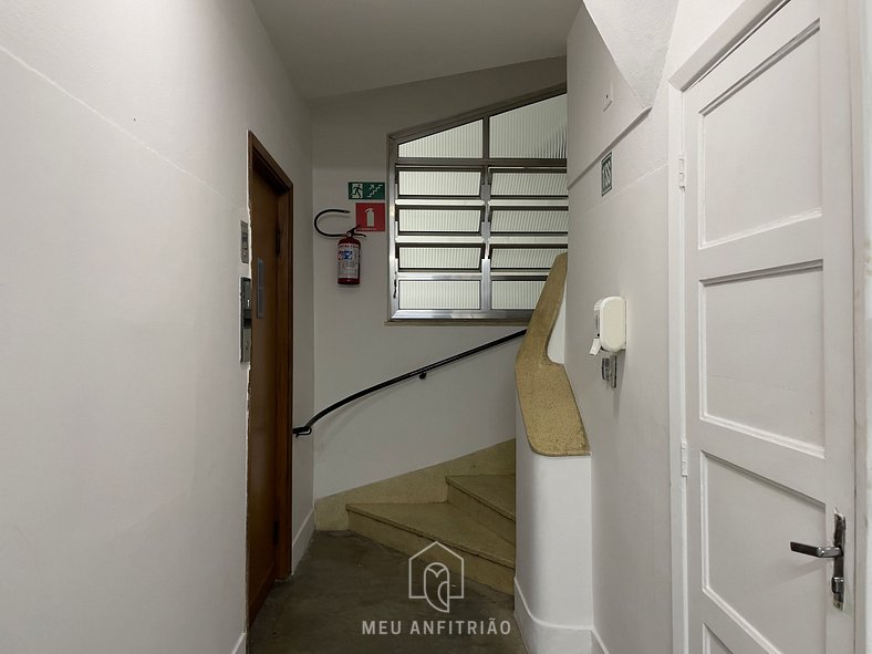 Apartamento com garagem ao lado da Av. Paulista