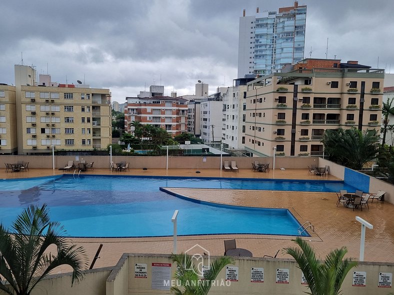 Apartment with barbecue near Enseada beach