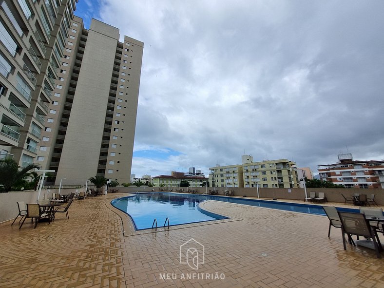 Apartment with barbecue near Enseada beach