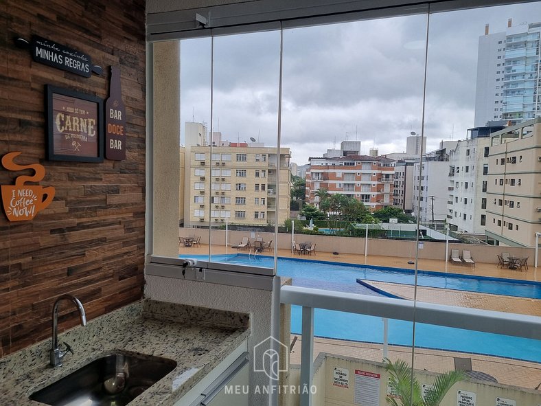 Apartment with barbecue near Enseada beach