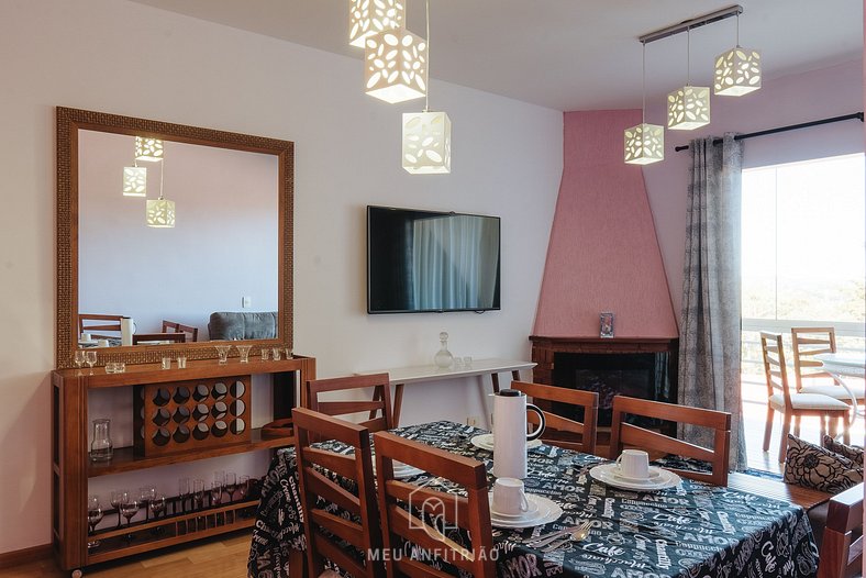 Apartment with fireplace near Morro do Elefante