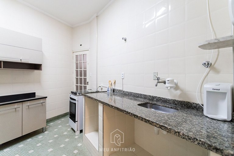 Apartment with heater and laundry in Consolação