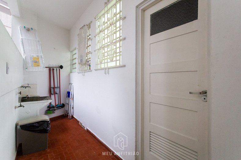 Apartment with heater and laundry in Consolação