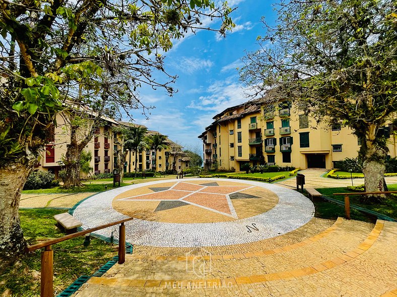 Apartment with pool and sea view in Caraguatatuba