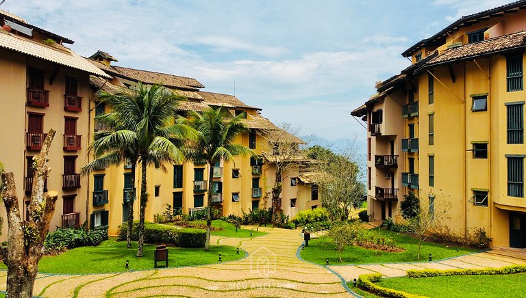 Apartment with pool and sea view in Caraguatatuba