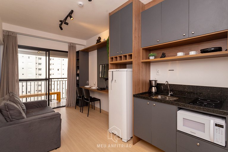 Apartment with sofa, TV and WI-FI near Allianz