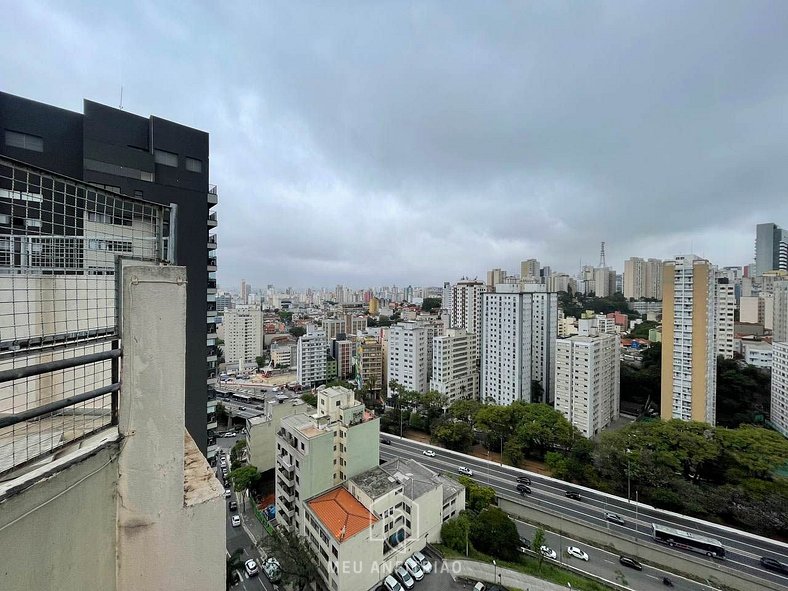 Apt with garage next to the Sírio-Libanês Hospital