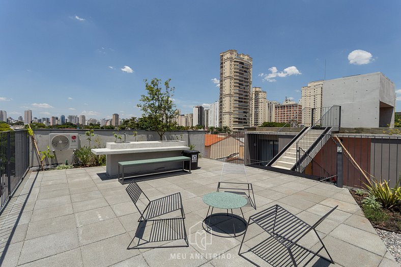 Apto de 37m² com varanda e rooftop no Brooklin