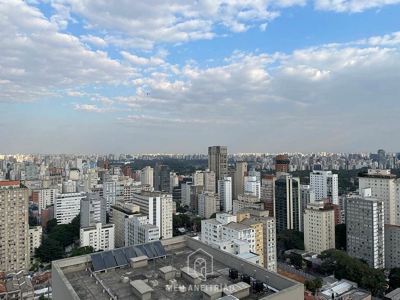 Aquecedor e TV ao lado do Hospital das Clínicas