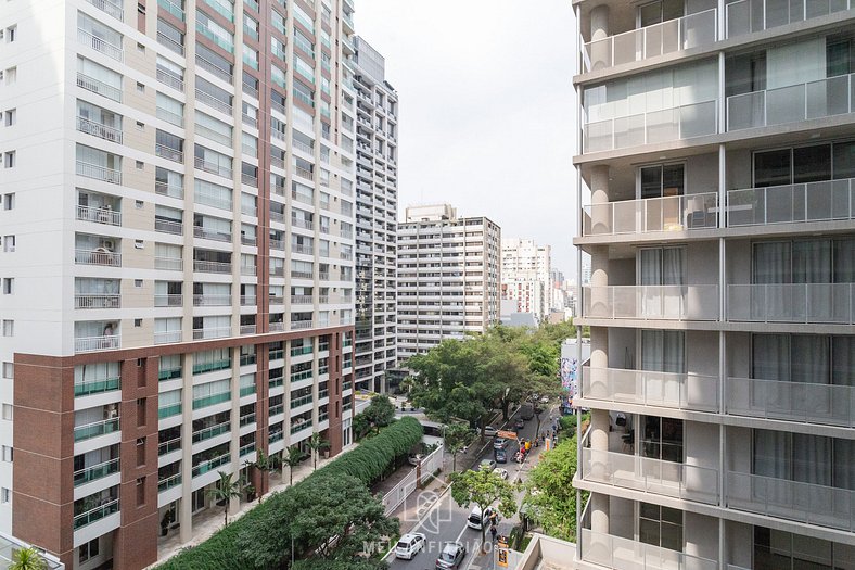 Balcony and comfort next to Frei Caneca mall