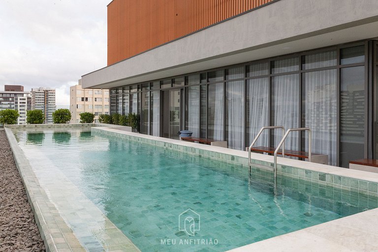 Balcony, leisure and TV next to Avenida Paulista