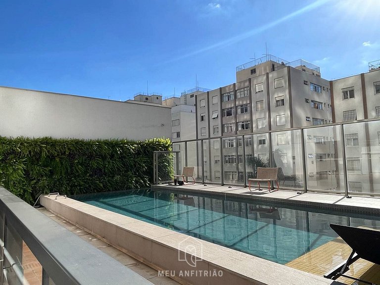 Balcony, TV and leisure near Vila Madalena subway