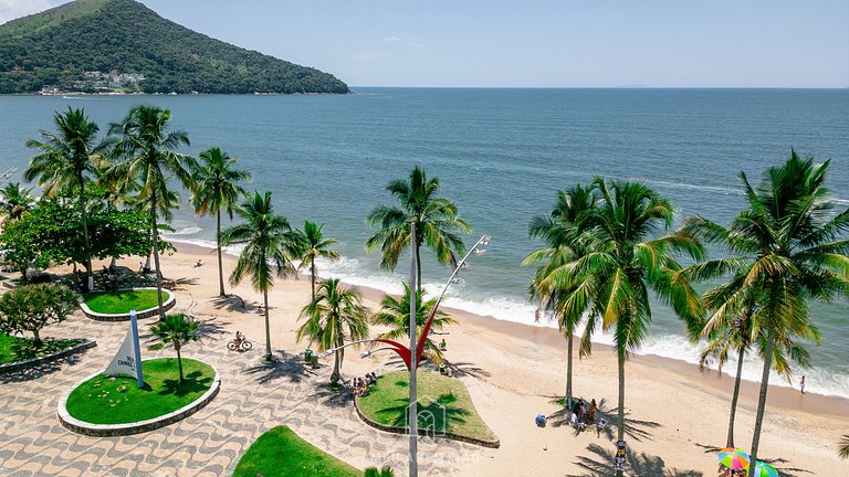 Barbecue and leisure near Martim de Sá beach