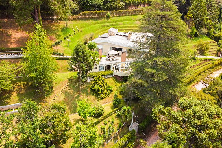 Casa com lareira nas montanhas perto do Capivari