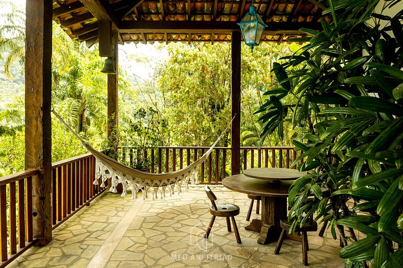 Casa com piscina perto da Praia Domingas Dias