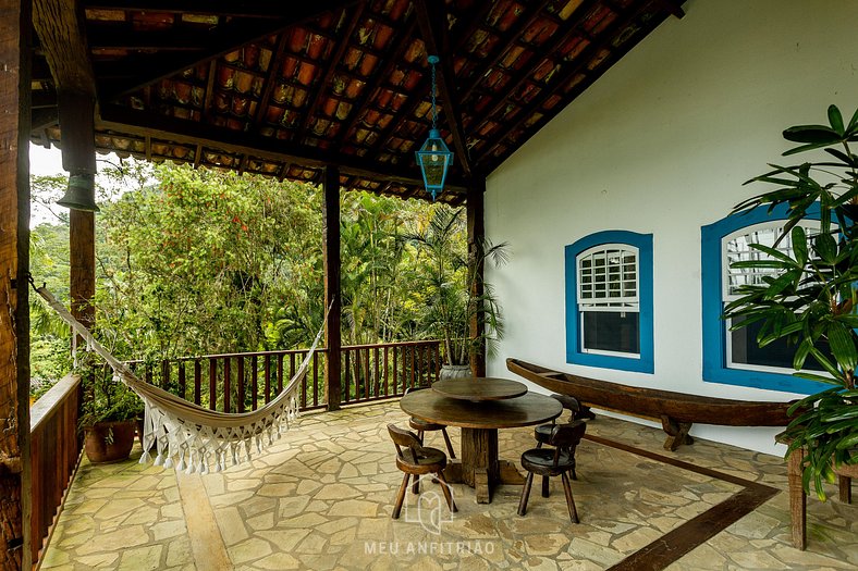 Casa com piscina perto da Praia Domingas Dias