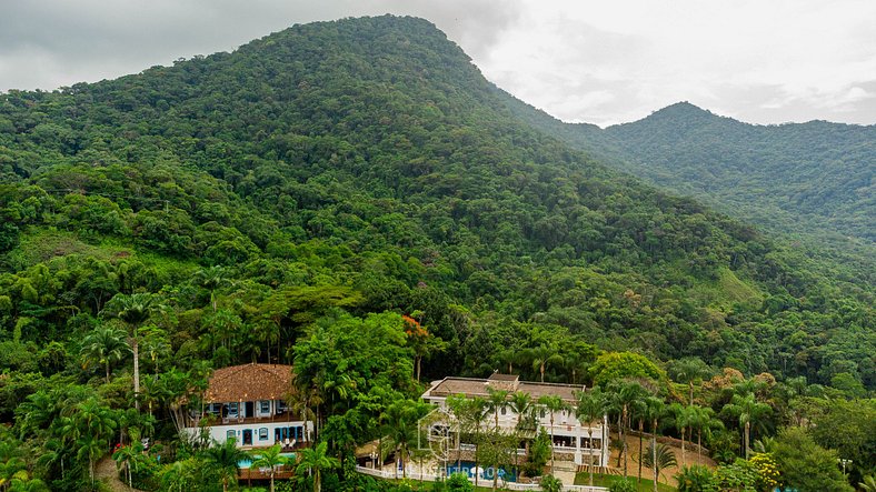 Casa com piscina perto da Praia Domingas Dias