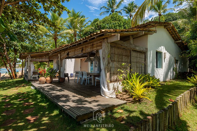 Casa sofisticada na Praia do Espelho na Bahia