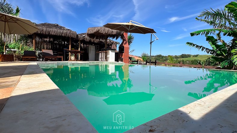 Chácara com piscina e lazer em Araçoiaba da Serra