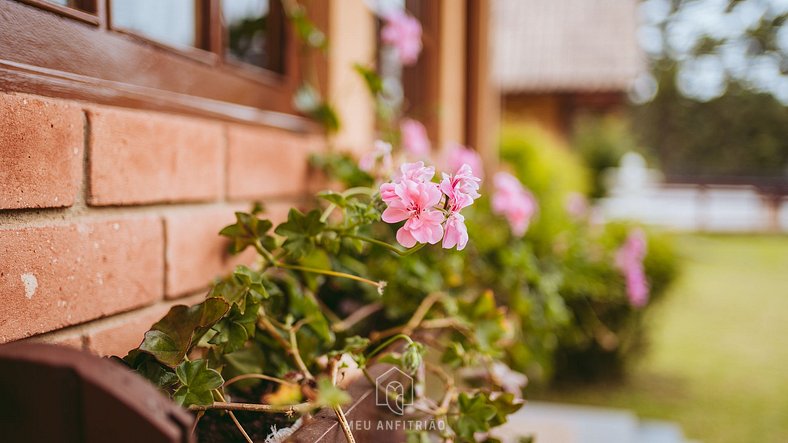 Chalé com lareira próximo ao Horto Florestal