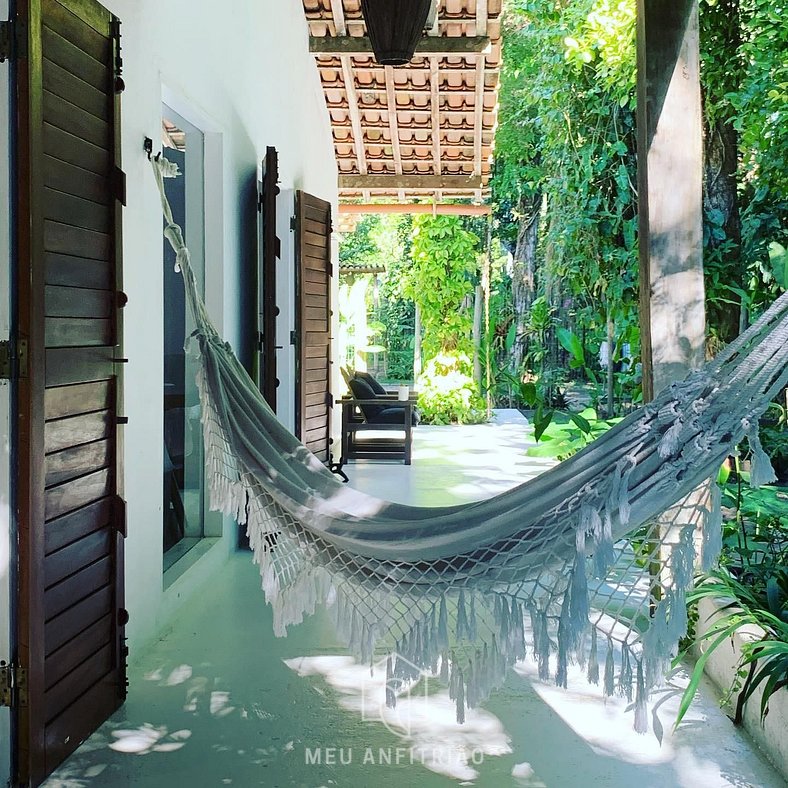 Chalé com piscina, jardim e conforto em Trancoso