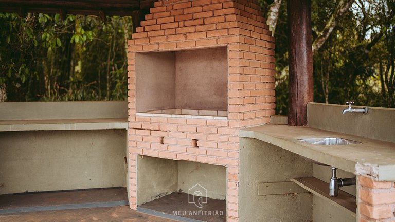 Chalé em condomínio perto do Horto Florestal