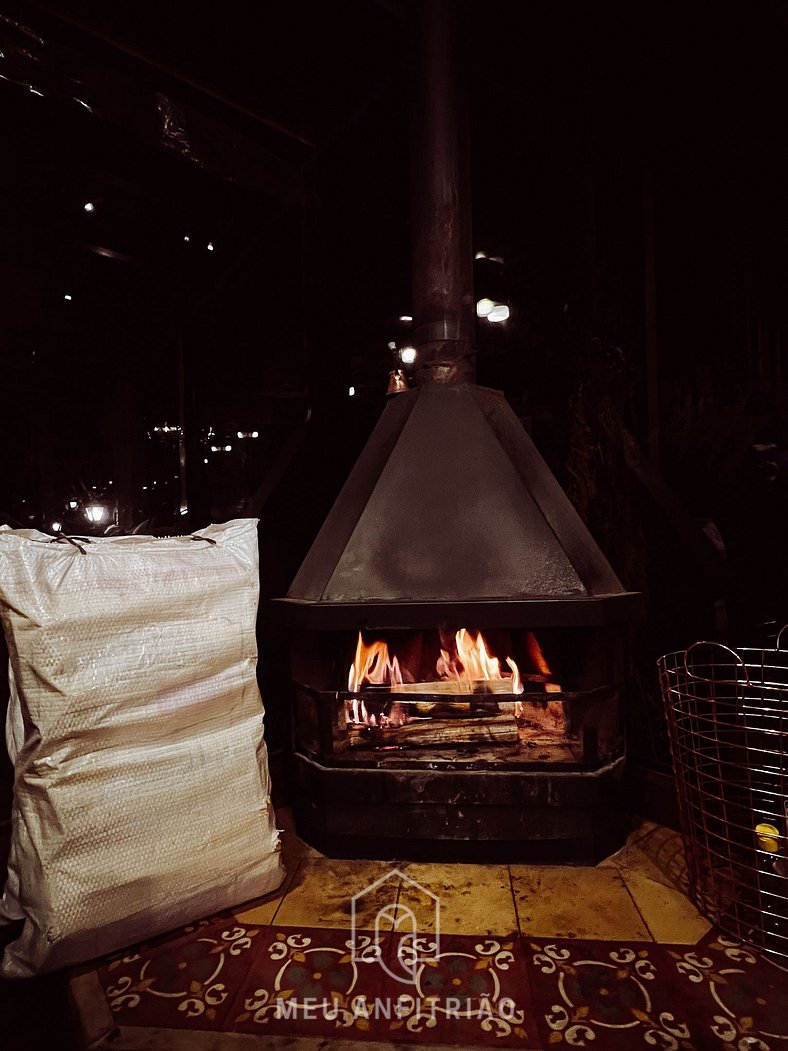 Chalet with heater near Ducha de Prata