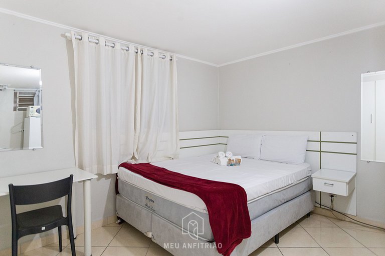 Comfort, kitchen and Smart TV near Berrini Av.