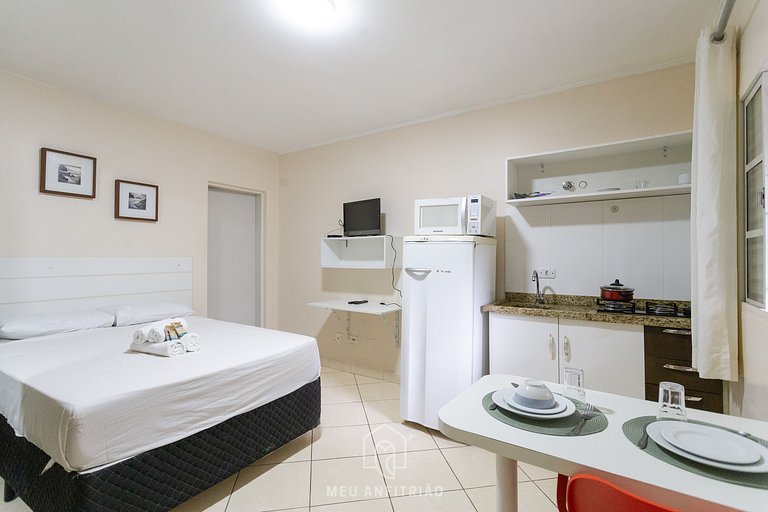 Comfortable suite with kitchen near Berrini Av.