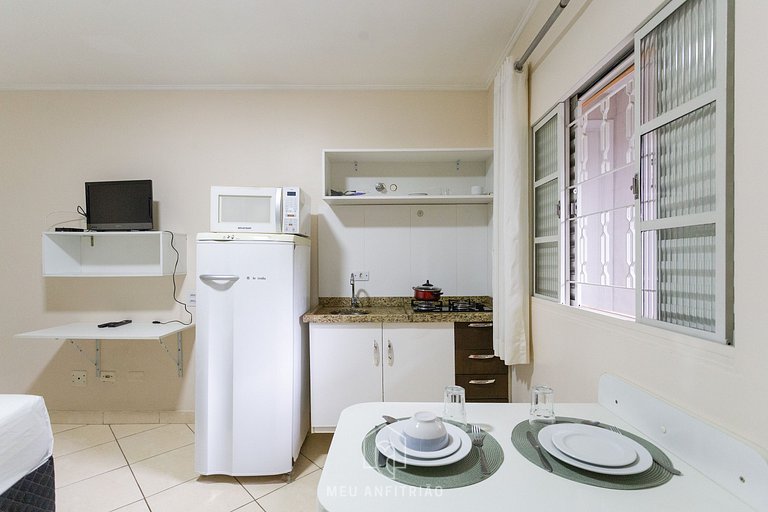 Comfortable suite with kitchen near Berrini Av.