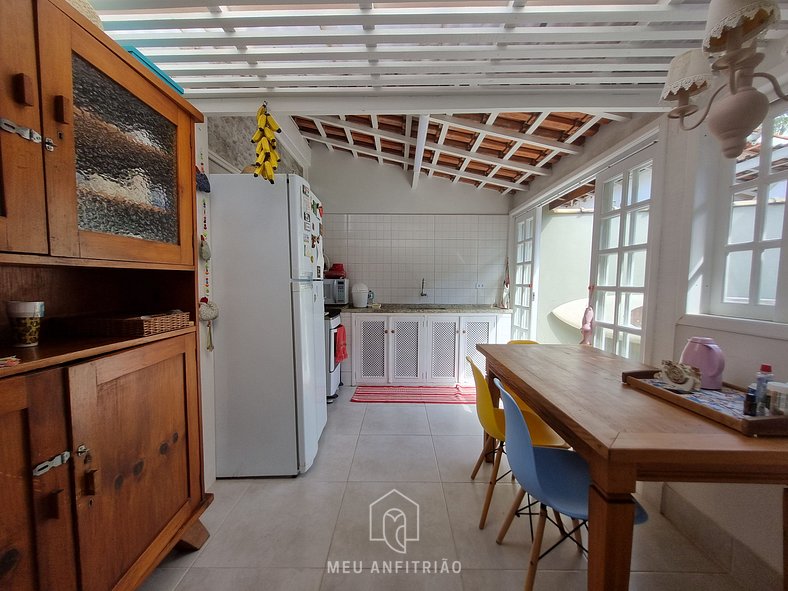 Decorated house with garage near Perequê Beach