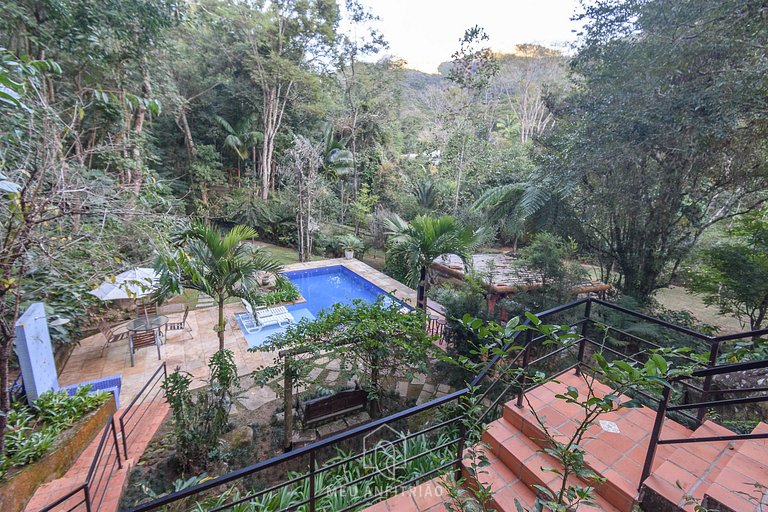 Farm with pool and jacuzzi near the waterfall