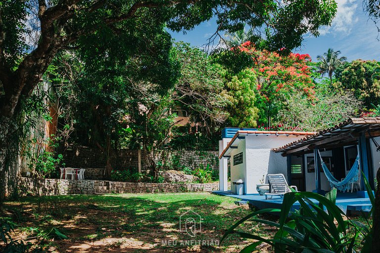 Fisherman style house with garden near the beach