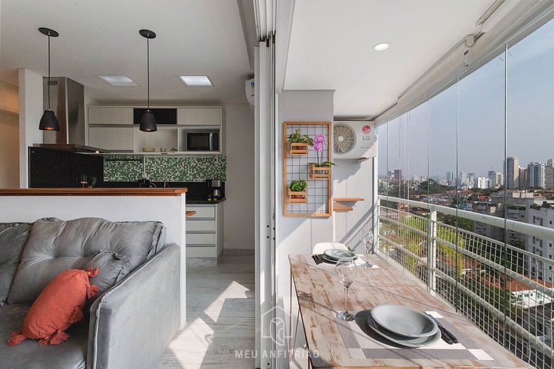 Garage, sunset view and TV near subway