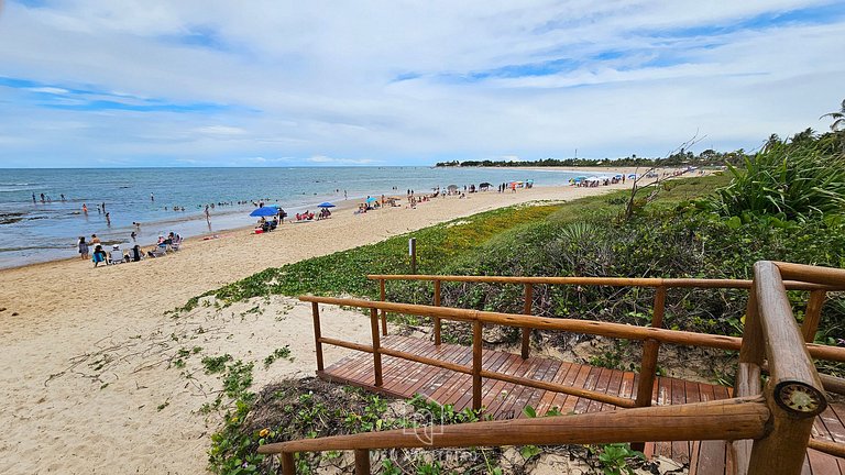 House in the Marluá condo in front of the beach