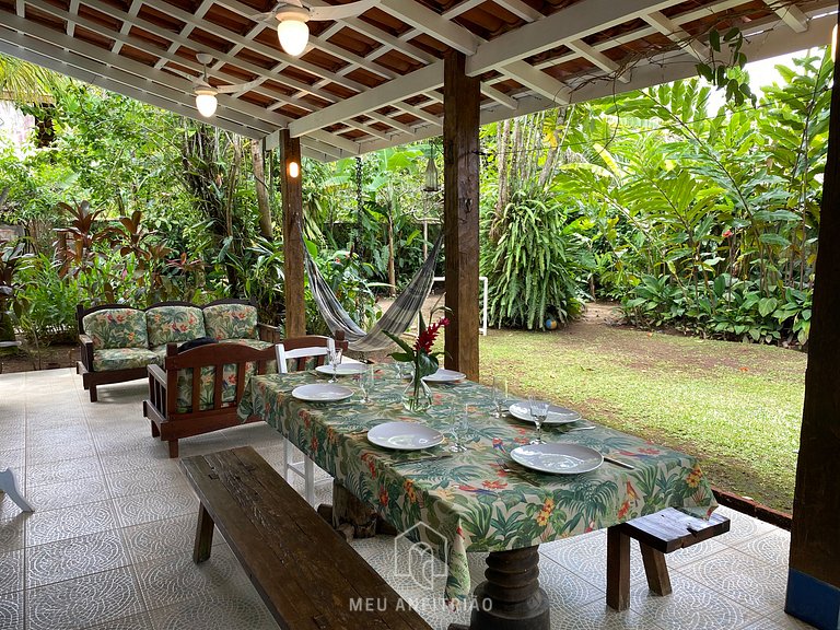 House with barbecue near Barra do Una beach