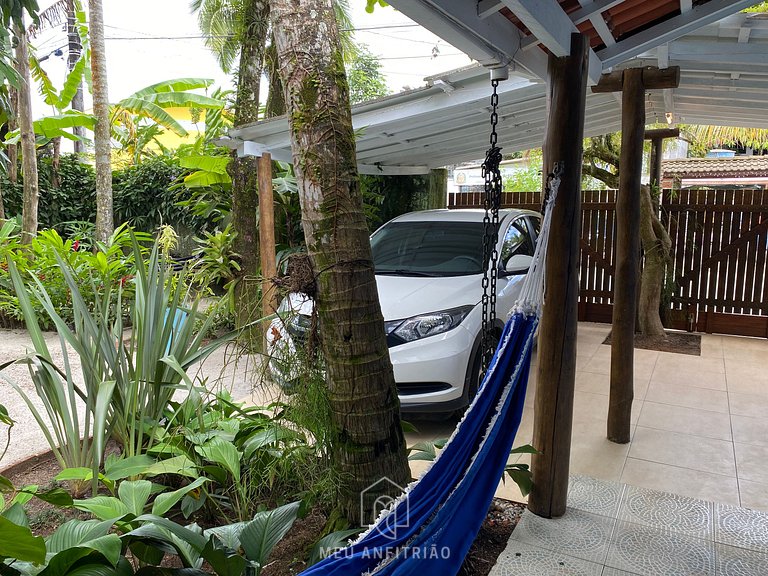 House with barbecue near Barra do Una beach