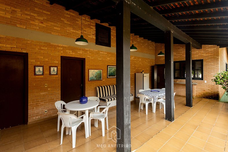 House with barbecue near Lázaro beach