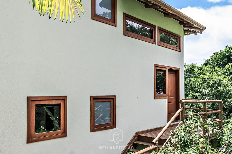 House with barbecue near Praia do Curral