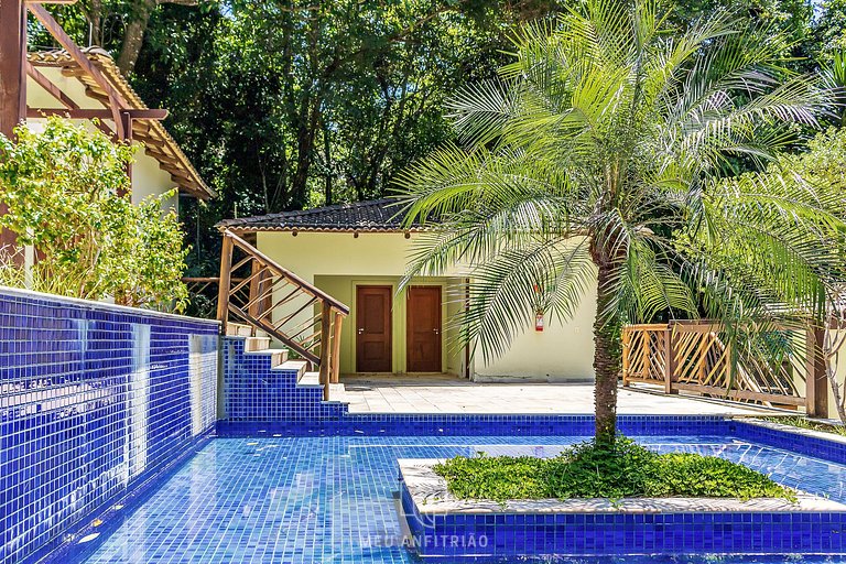 House with barbecue near Praia do Curral