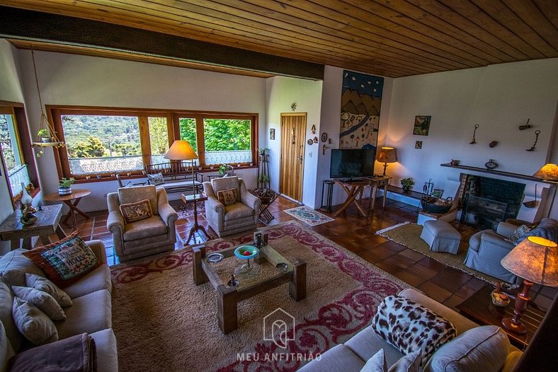 House with garden and gourmet area near Capivari