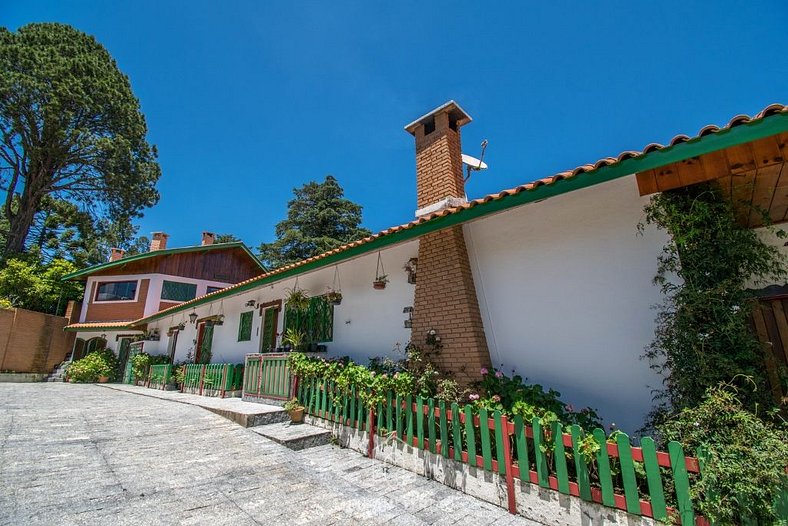 House with garden and gourmet area near Capivari