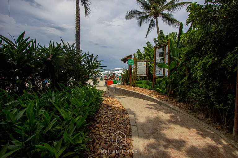 House with gourmet area in condo near the beach