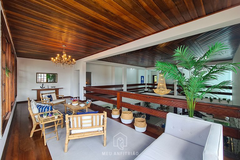 House with pool, balcony and leisure in a condo