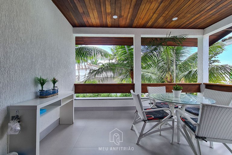 House with pool, balcony and leisure in a condo