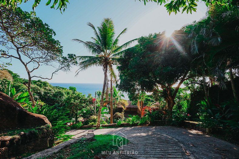 House with Smart TV in a beachfront condominium