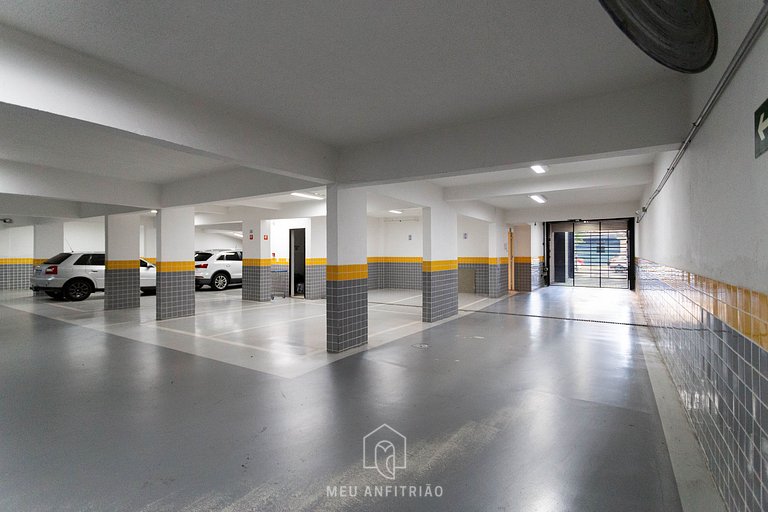 Large studio with garage near Beco do Batman