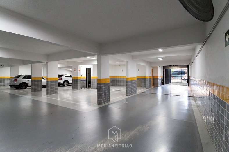 Large studio with garage near Beco do Batman