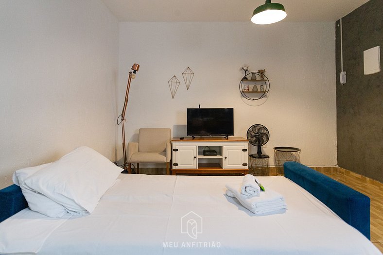 Loft for 4 people near Santa Cecília subway